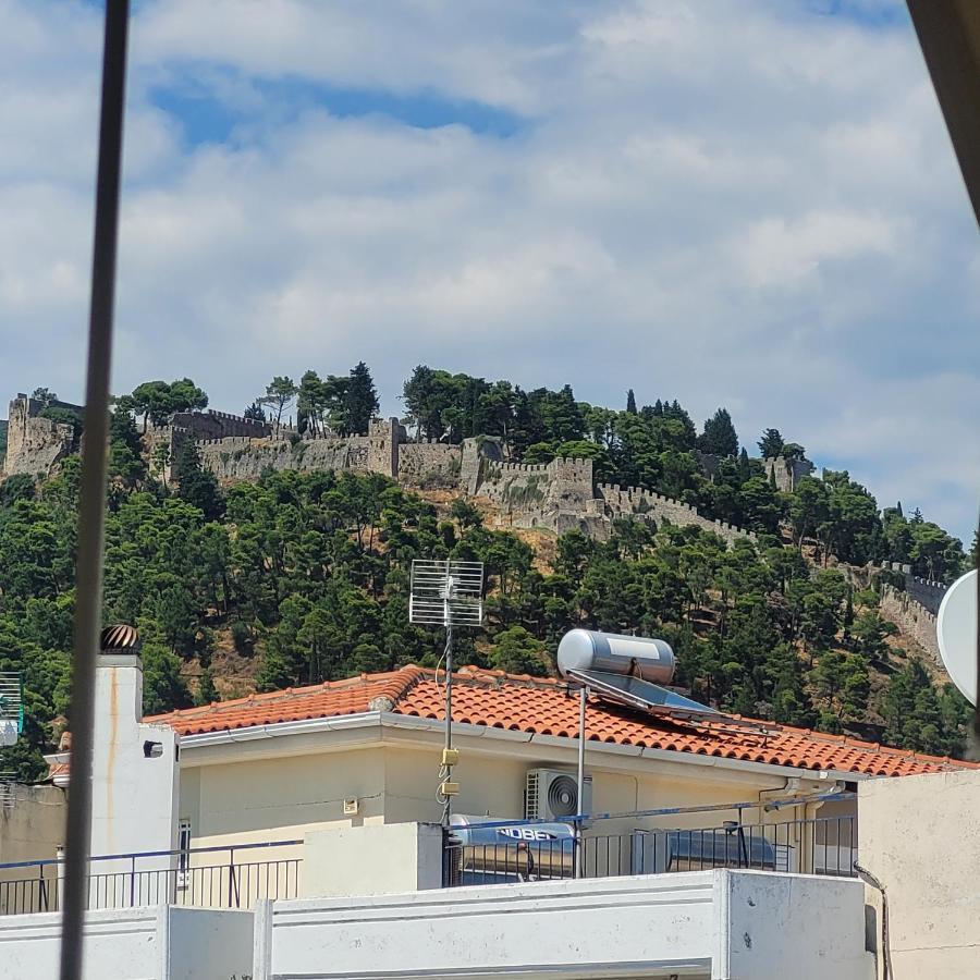 Soficos Sea View Apartment Nafpaktos Екстериор снимка